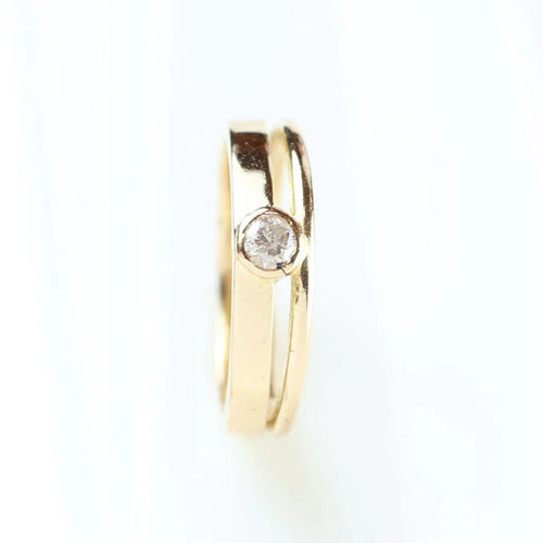 Bague 51 Bague solitaire en or jaune 18 carats avec diamant taille brillant 58 Facettes 159/24