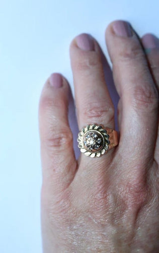 Bague 55 Bague dôme rétro en or jaune 18 carats 58 Facettes 575