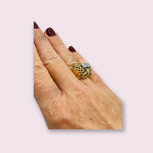 Bague 52.5 Bague cocktail années 1950 en or jaune 18 carats et diamants 58 Facettes 7459 A