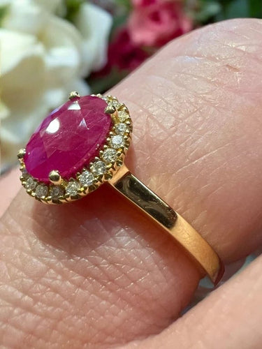 Bague 54 Bague de fiançailles - Rubis ovale et pavage de diamants 58 Facettes 7455 A