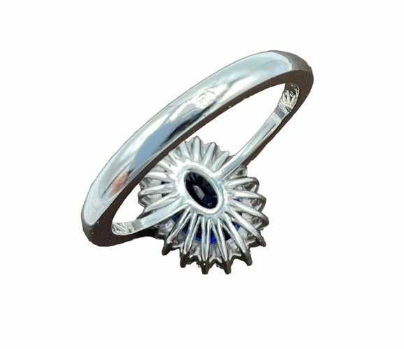 Bague 54 Bague de fiançailles - Saphir naturel 3,27 ct et diamants en or blanc 18 carats 58 Facettes