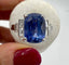 Bague 54 Bague de fiançailles - Saphir de Ceylan et diamants baguette en or blanc 18 carats 58 Facettes 7351 A