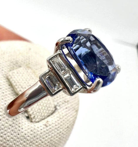 Bague 54 Bague de fiançailles - Saphir de Ceylan et diamants baguette en or blanc 18 carats 58 Facettes 7351 A