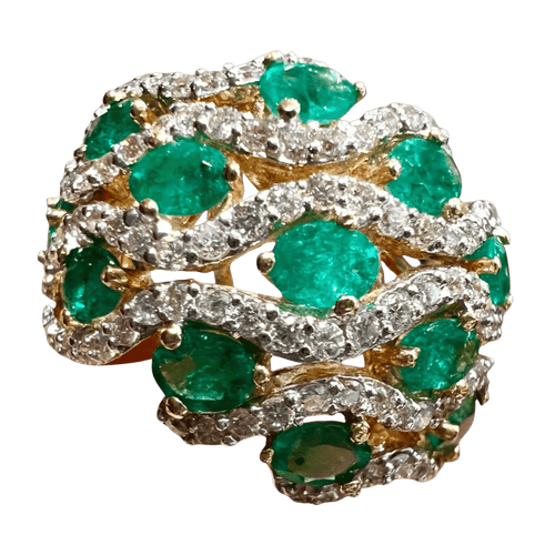 Bague 56 Bague en or jaune 18 carats pavée de diamants et émeraudes 58 Facettes 7796 A