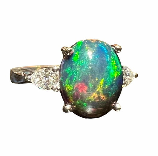 Bague 54 Bague opale noire et diamants taille poire en or blanc 18 carats 58 Facettes 7786 A