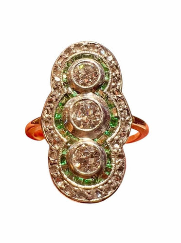 Bague 53 Bague marquise fin XIXe siècle en or jaune 18 ct, diamants et émeraudes 58 Facettes 7807 A