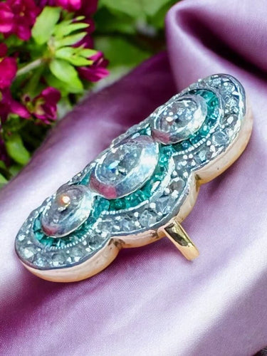 Bague 53 Bague marquise fin XIXe siècle en or jaune 18 ct, diamants et émeraudes 58 Facettes 7807 A