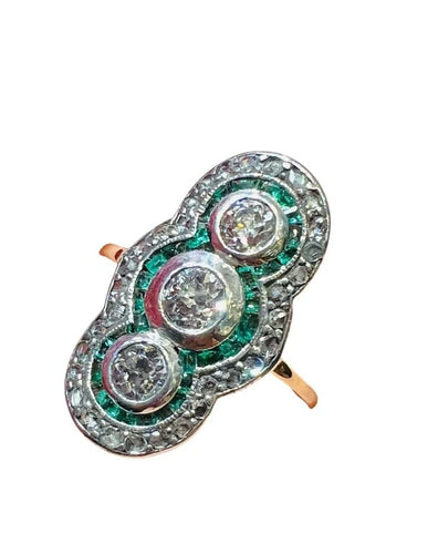 Bague 53 Bague marquise fin XIXe siècle en or jaune 18 ct, diamants et émeraudes 58 Facettes 7807 A