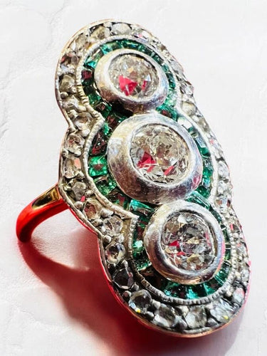 Bague 53 Bague marquise fin XIXe siècle en or jaune 18 ct, diamants et émeraudes 58 Facettes 7807 A