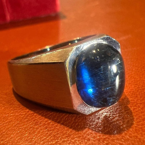 Bague 56 Bague chevalière en or blanc 18 carats et tourmaline bleue 58 Facettes 7824 A