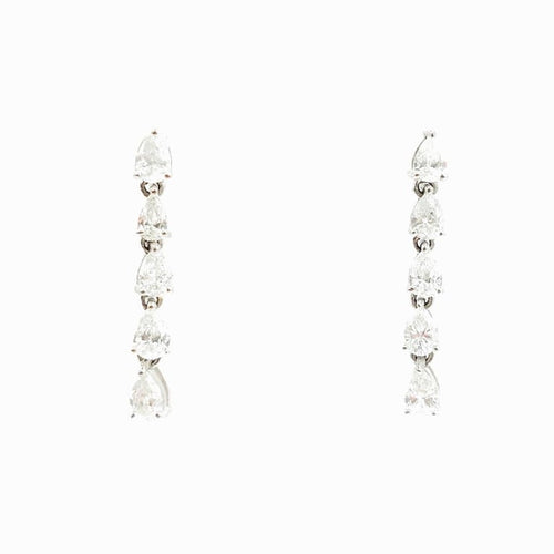 Boucles d'oreilles Essentia - Boucles d’oreilles pendantes en or blanc 18k et diamants poire 58 Facettes 215