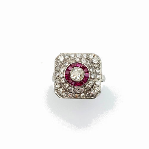Bague 53.5 Bague Pyramide - Art déco en platine 850, diamants et rubis 58 Facettes 213