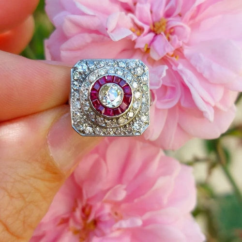 Bague 53.5 Bague Pyramide - Art déco en platine 850, diamants et rubis 58 Facettes 213