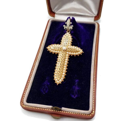 Pendentif Pendentif croix « Royale » en or jaune 18k et perles 58 Facettes 203