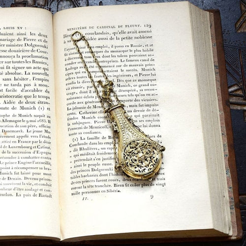 Pendentif Pendentif flacon à parfum (vinaigrette) en vermeil 58 Facettes 178