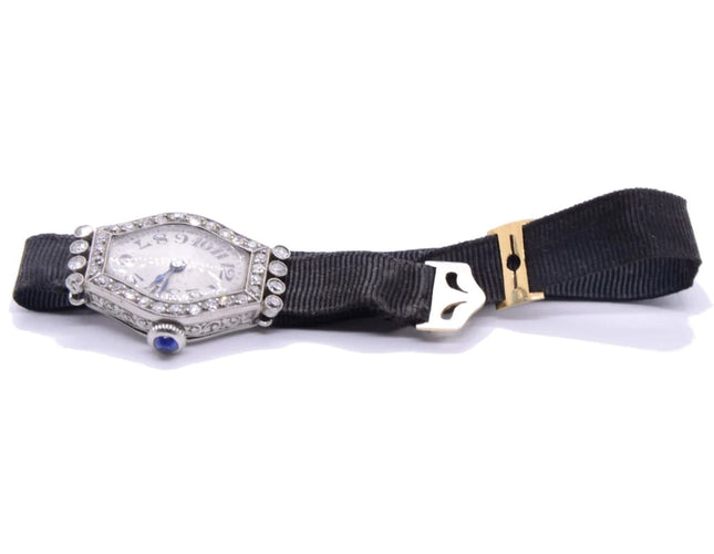 Montre Daisy - Montre de dame Art déco en platine et diamants 58 Facettes 114
