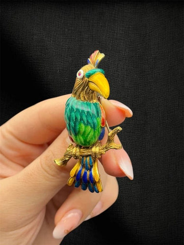 Broche Broche perroquet précieux en or jaune et émail 58 Facettes