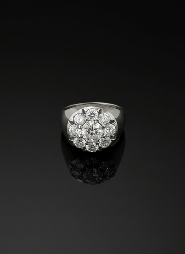 Bague 58 Le Seigneur de la Lumière - Bague en or blanc pavée de diamants 58 Facettes