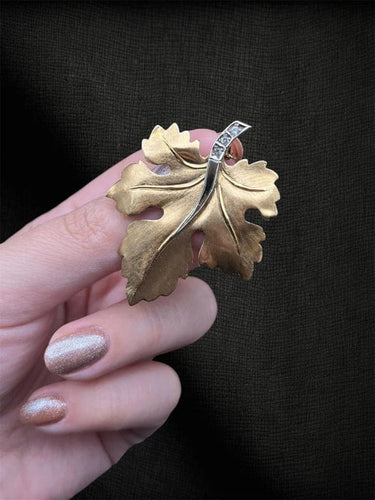 Broche Prezioso Settembre - Broche feuille en or rose et blanc et diamants 0,10 ct 58 Facettes