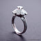 Bague 56 Bague marguerite Art déco en or blanc et platine, diamants 58 Facettes 4072