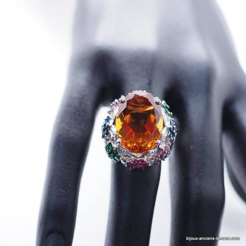 Bague 54.5 Bague en or blanc 18 carats avec citrine, diamants et saphirs 58 Facettes 4330