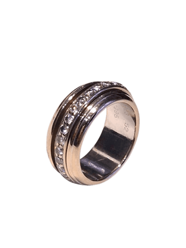 Bague 52 Piaget Possession - Bague en or blanc 18 carats et diamants 58 Facettes 18212/3335