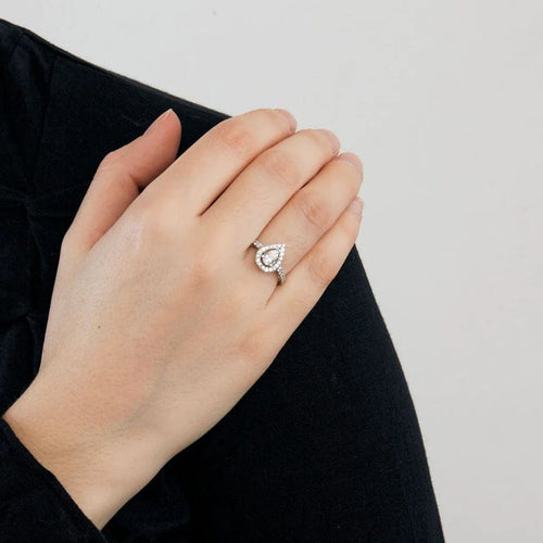 Bague 52 Messika M-LOVE - Bague en or gris 18 k et diamants 58 Facettes 31300004
