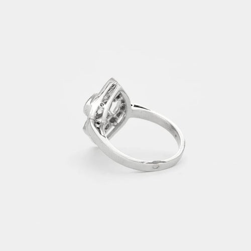 Bague 54 Bague losangique ajourée en or gris 750 sertie de diamants 58 Facettes 31300537