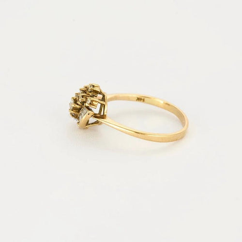 Bague 51.5 Bague bouton de fleur en or jaune et blanc 14K et diamants 58 Facettes 31300603