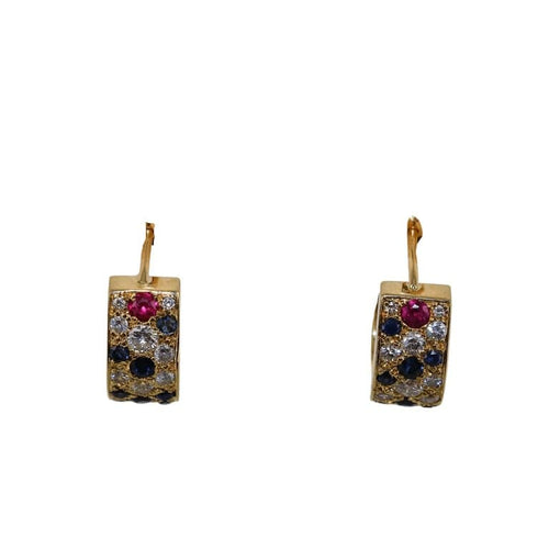 Boucles d'oreilles Créoles pavées de diamants, rubis et saphirs en or jaune 18 carats 58 Facettes