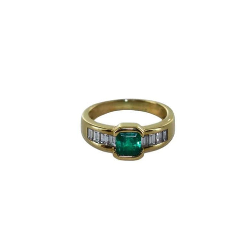 Bague 52 Bague en or jaune 18 carats avec émeraude et diamants 58 Facettes