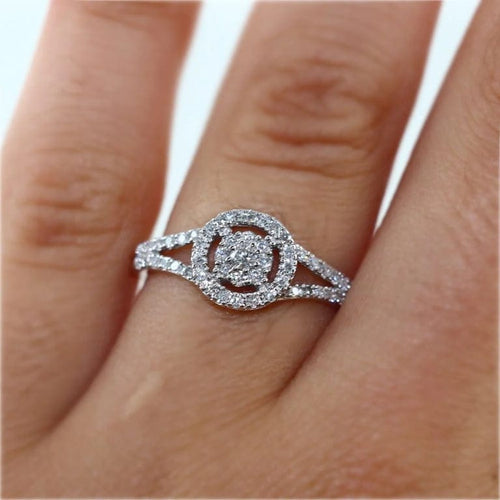 Bague 53 Bague - Alliance en or blanc 18 carats et diamants 58 Facettes