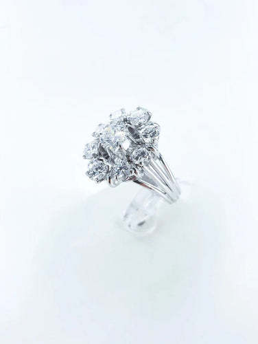 Bague 51 Bague marguerite en or blanc et diamants 58 Facettes