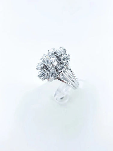 Bague 51 Bague marguerite en or blanc 18 carats et diamants 58 Facettes