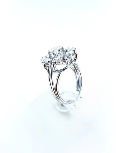 Bague 51 Bague marguerite en or blanc 18 carats et diamants 58 Facettes