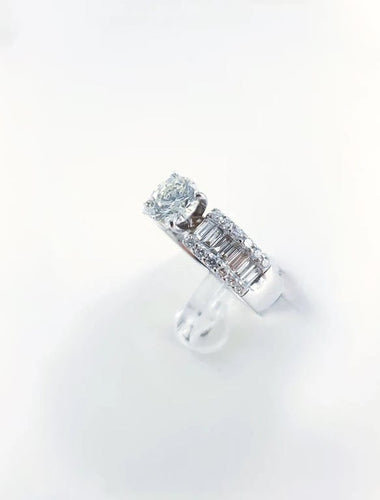 Bague 55 Solitaire - Bague en or gris 14 carats et diamants 58 Facettes