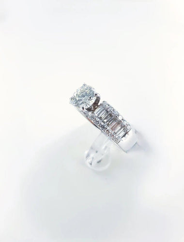 Bague 55 Solitaire - Bague en or gris et diamants 58 Facettes