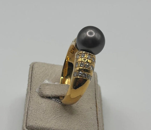 Bague 63 Bague perle de Tahiti et diamants en or jaune 18 carats 58 Facettes