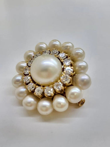 Broche Broche en or jaune, perles de culture et diamants 58 Facettes