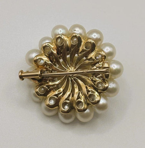 Broche Broche en or jaune 18 carats avec perles de culture et diamants 58 Facettes