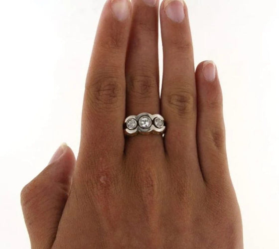 Bague 58 Bague tank en or jaune et diamants taille ancienne 58 Facettes 5687s