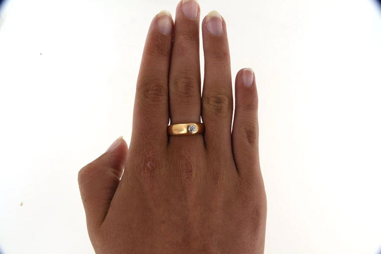Bague 57 Bague jonc ancienne en or jaune 18 carats et diamant 58 Facettes 6498x