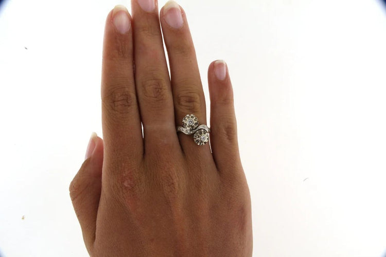 Bague 50 Bague Toi & Moi en or gris 18 carats et diamants 58 Facettes cfmcd