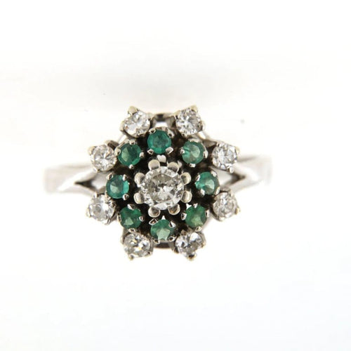 Bague 53 Bague marguerite - Diamants et émeraude en or gris 18 carats 58 Facettes 6087c