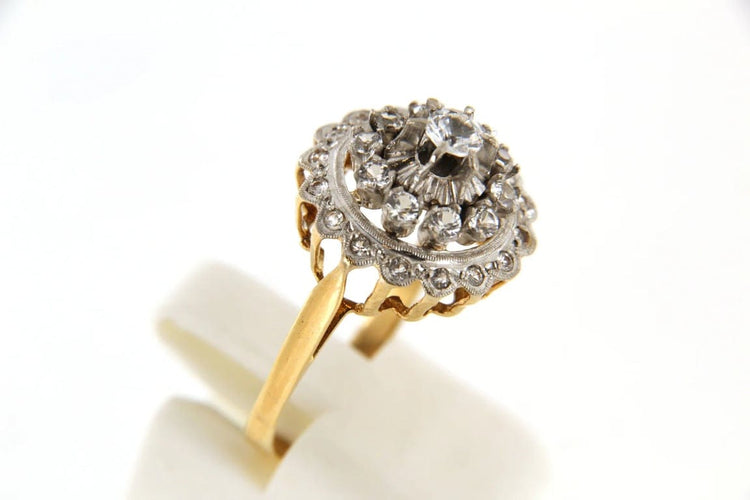 Bague 57 Bague marguerite ancienne en or gris 18 carats et saphirs blancs 58 Facettes 6303k