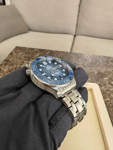 Montre Omega Seamaster Diver 300M - Montre 42 mm en acier bleu 58 Facettes IBK