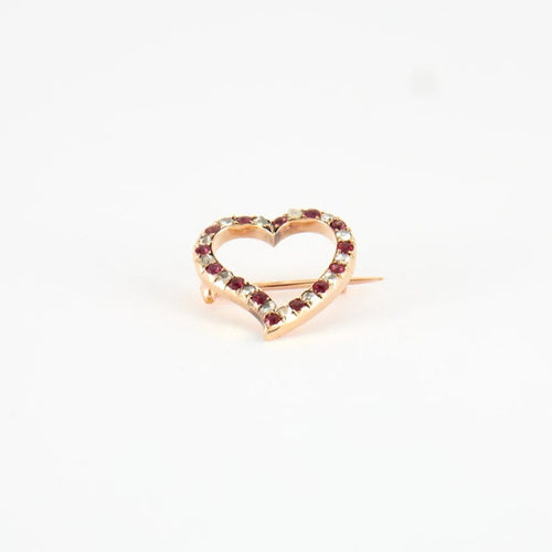 Broche Broche cœur - Rubis et diamants en or jaune 18k 58 Facettes LOT 1016