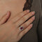 Bague 53 Bague en or blanc 18K avec rubis et diamants 58 Facettes