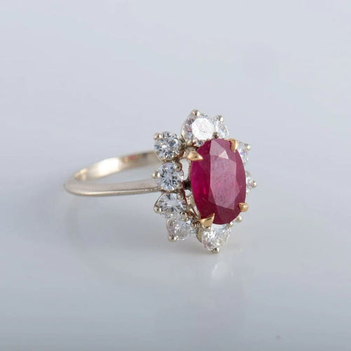 Bague 53 Bague en or blanc 18K avec rubis et diamants 58 Facettes