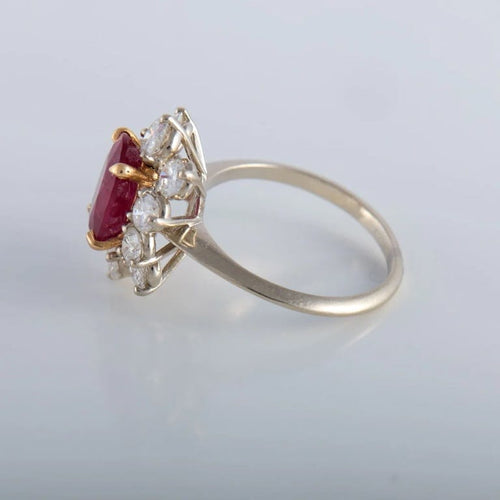 Bague 53 Bague en or blanc 18K avec rubis et diamants 58 Facettes